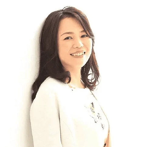 ホワイトアカデミーの大澤講師